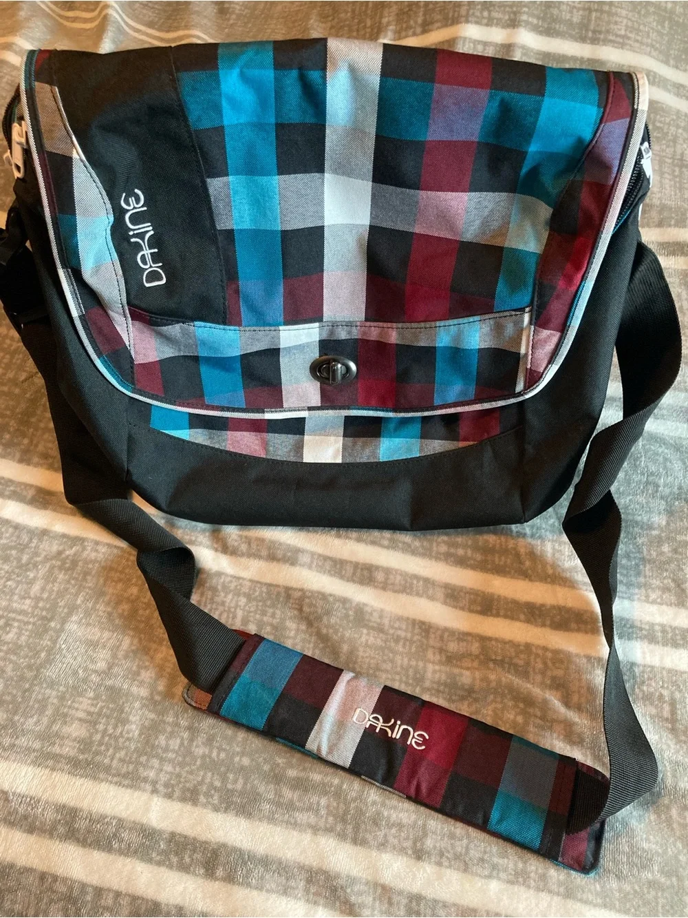 New Dakine Brooke Messenger Bag with Separate Padded Laptop Compartment